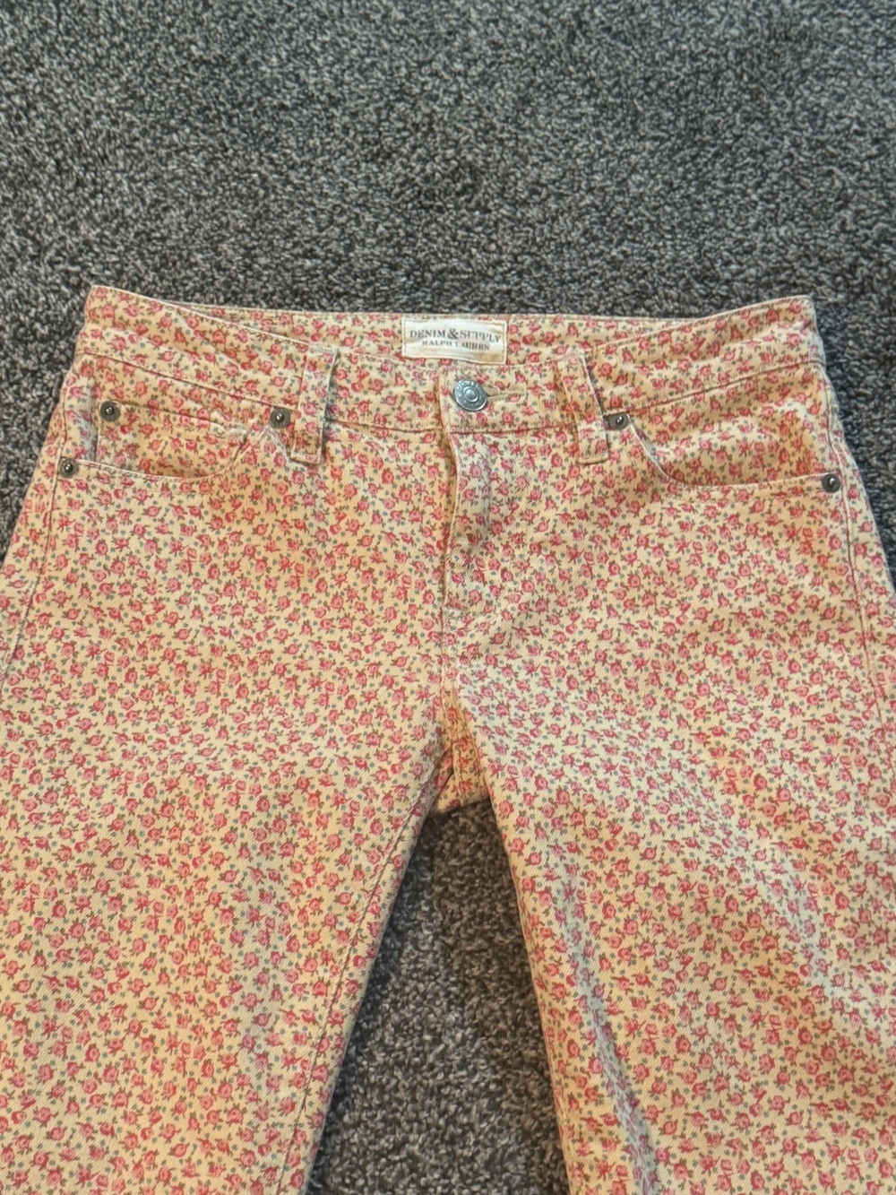 Ralph Lauren Women’s Printed Skinny Jeans in Peach Floral - Picture 3 of 10